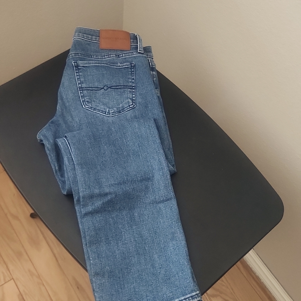 Lucky jeans 8/29 A Sweet midrise boot